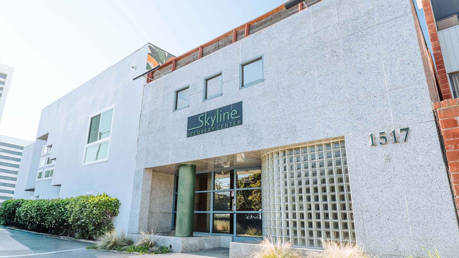Partial Hospitalization Program 7 Skyline Recovery Center building entrance at 1517 S Sepulveda Blvd, Los Angeles