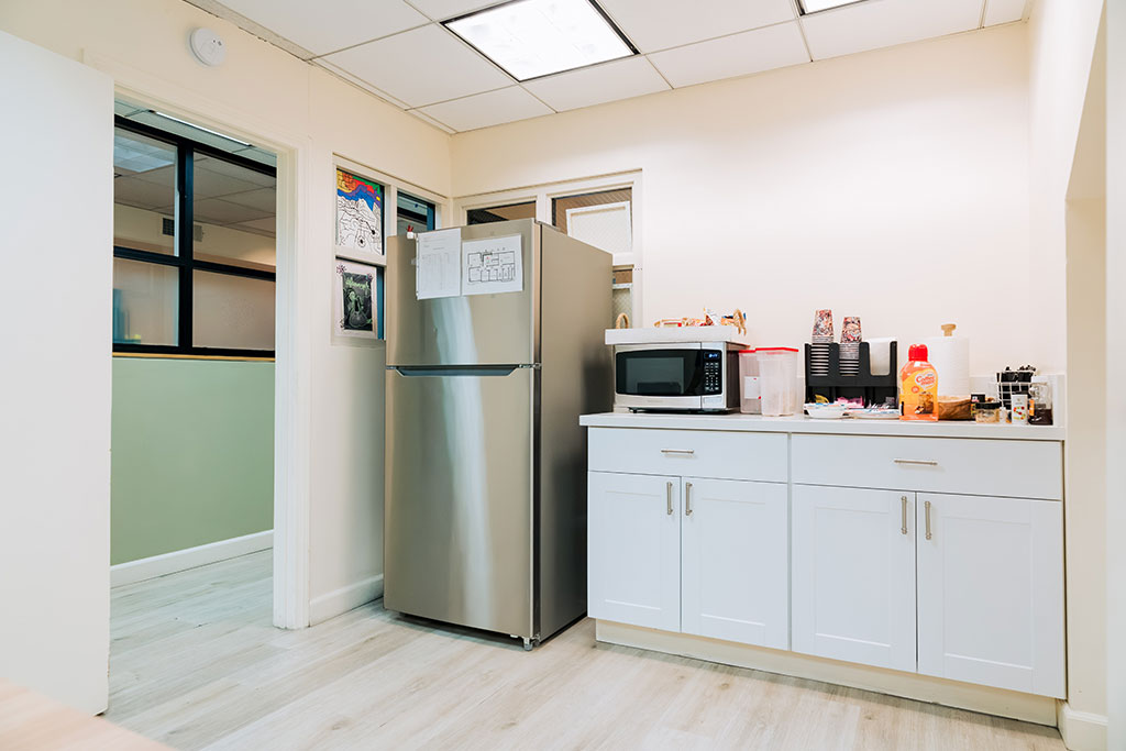 About Us 8 skyline-living-kitchen